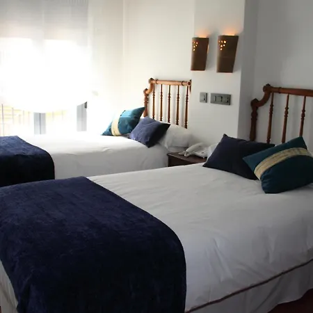 فندق Concejo Hospederia 3*