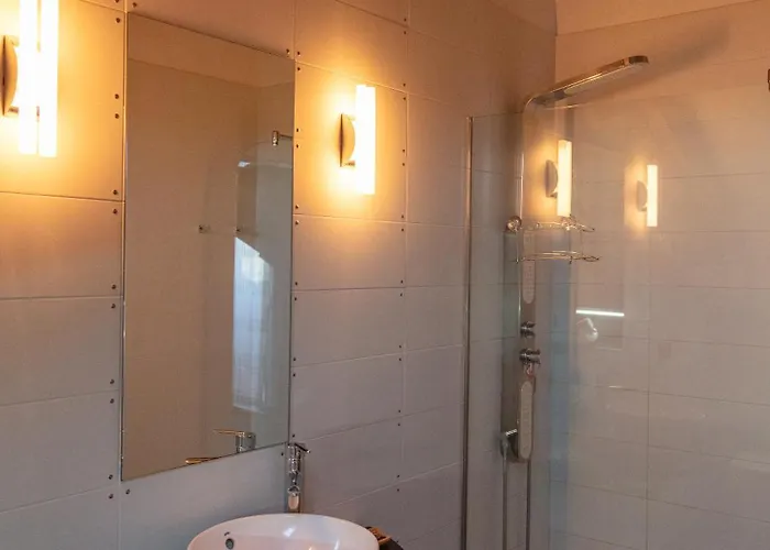 Concejo Hospederia 3* Valoria la Buena